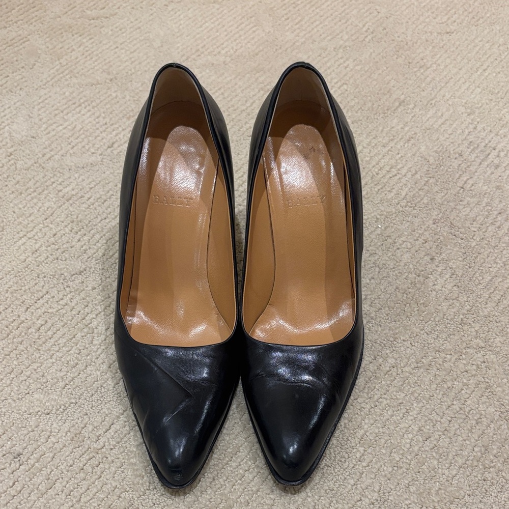 Bally Elegant Black Leather Heels